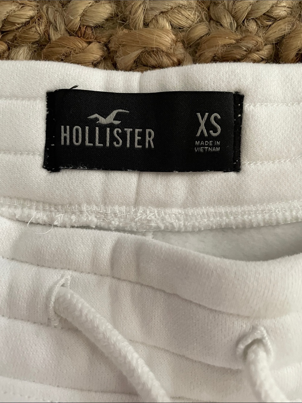 Hollister White Fleece Jogger Sweatpants Women’s Drawstring Lounge Athleisure - Picture 2 of 8